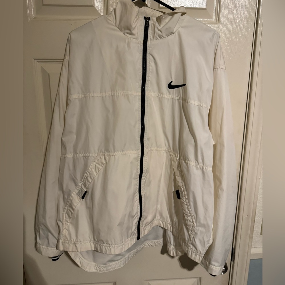 White Nike windbreaker